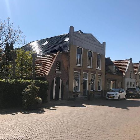 B&B Logeren Bij De Burgemeester Stad aan 't Haringvliet Eksteriør billede